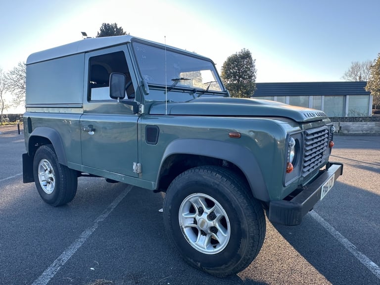 2011 Land Rover Defender Hard Top TDCi PANEL VAN Diesel Manual