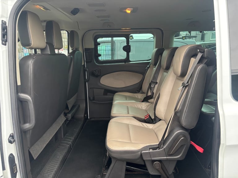 2017 Ford Tourneo Custom 2.0 TDCi 130ps Low Roof 9 Seater Titanium Minibus Diesel Manual