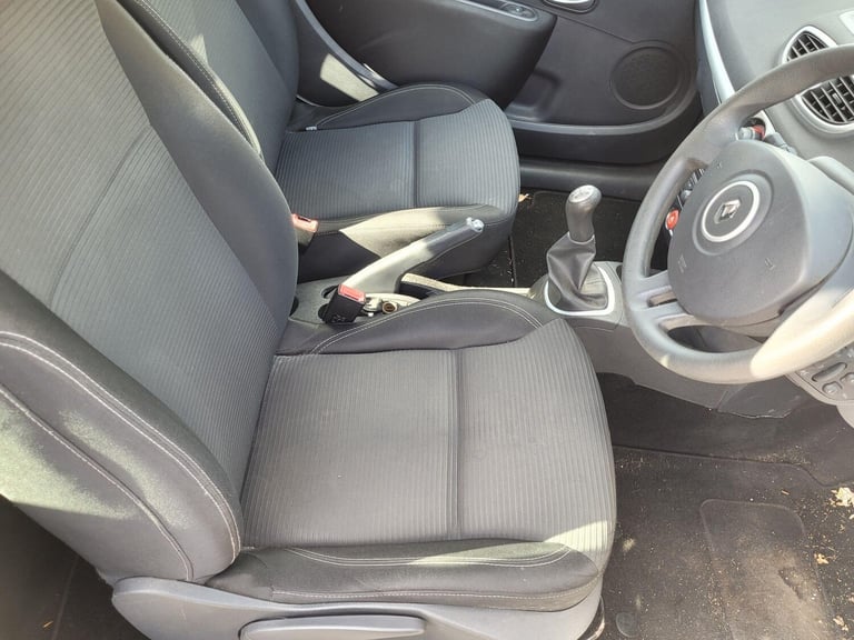 2012 Renault Clio 1.2 16V Expression+ 3dr HATCHBACK PETROL Manual