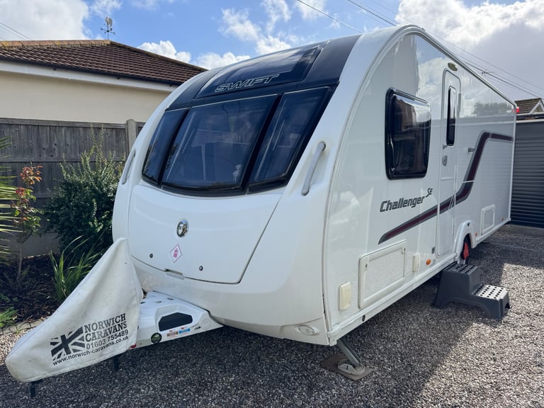 Swift challenger 580 se and air awning 