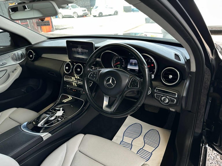 MERCEDES-BENZ C CLASS 2.0 C350e 6.4kWh Sport Black Auto Petrol Plug-in Hybrid 20