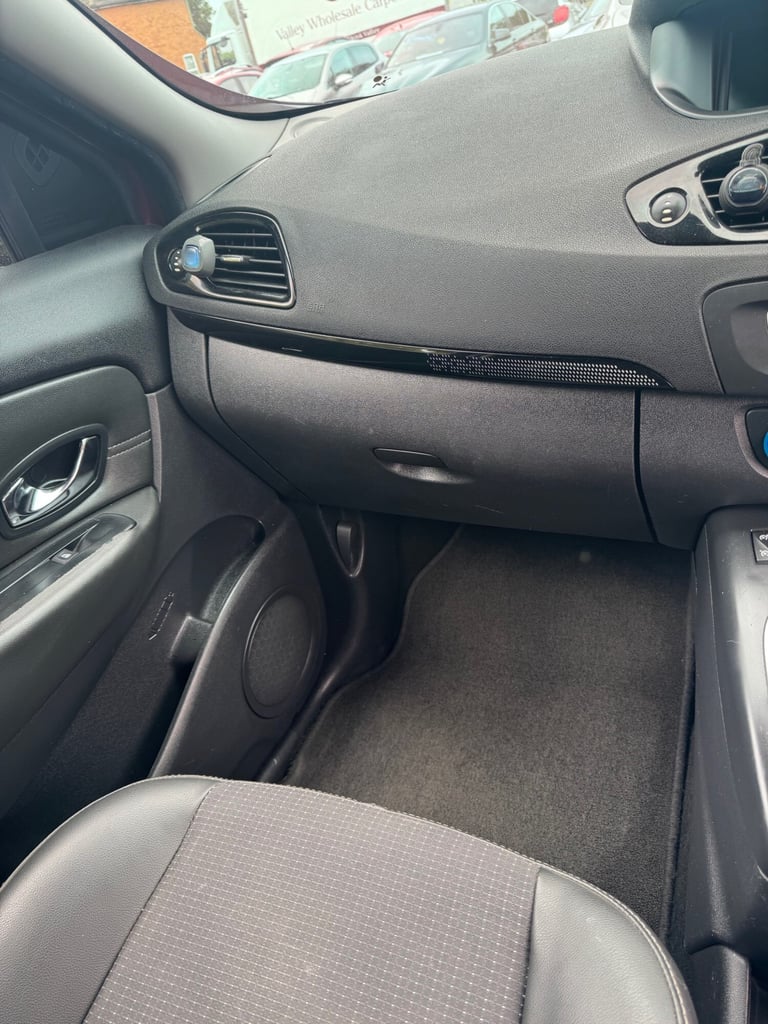 2013 Renault Scenic 1.5 dCi Dynamique TomTom 5dr MPV Diesel Manual