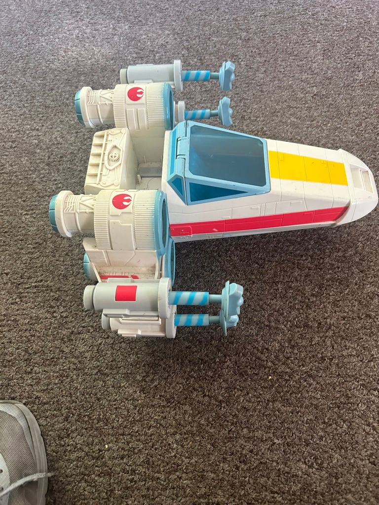 Hasbro Star War X Wing Galactic Luke Skywalker Electronic Lights & Sounds