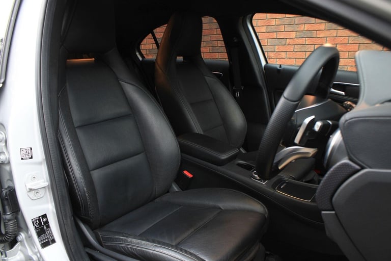 2016 Mercedes-Benz A-Class 1.6 A200 AMG Line (Premium) 7G-DCT Euro 6 (s/s) 5dr HATCHBACK Petrol A...