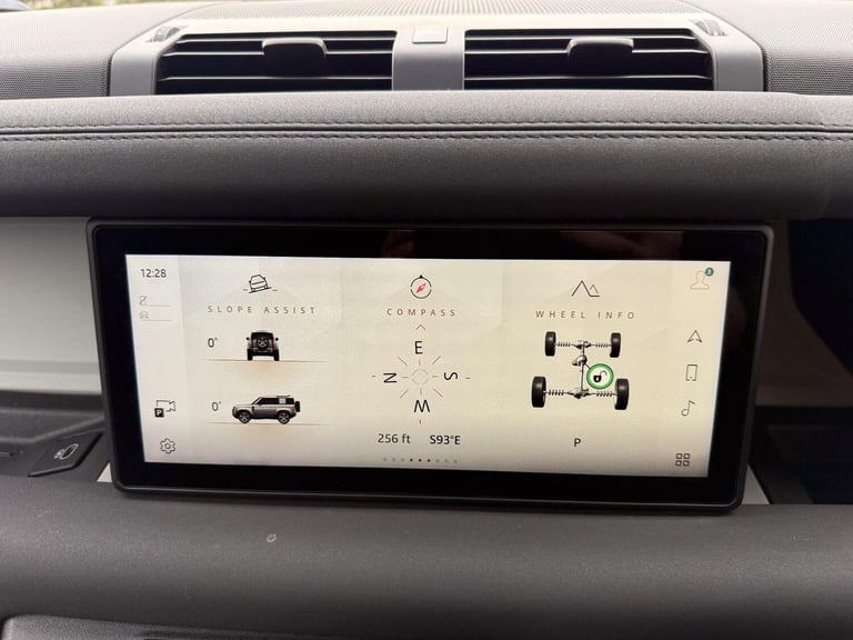  Land Rover Defender 90 3.0 D250 MHEV Hard Top SUV Auto 4WD SWB Euro 6 (s/s) 3dr Diesel Automatic