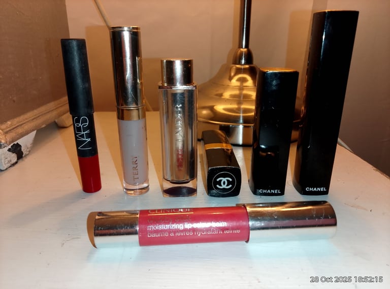 image for Woman's stuff 