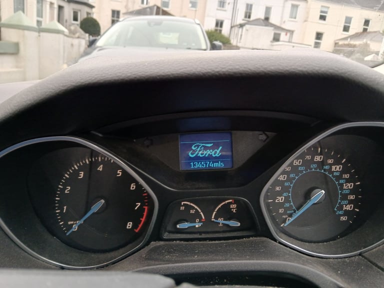Ford, FOCUS, Hatchback, 2011, Manual, 1596 (cc), 5 doors
