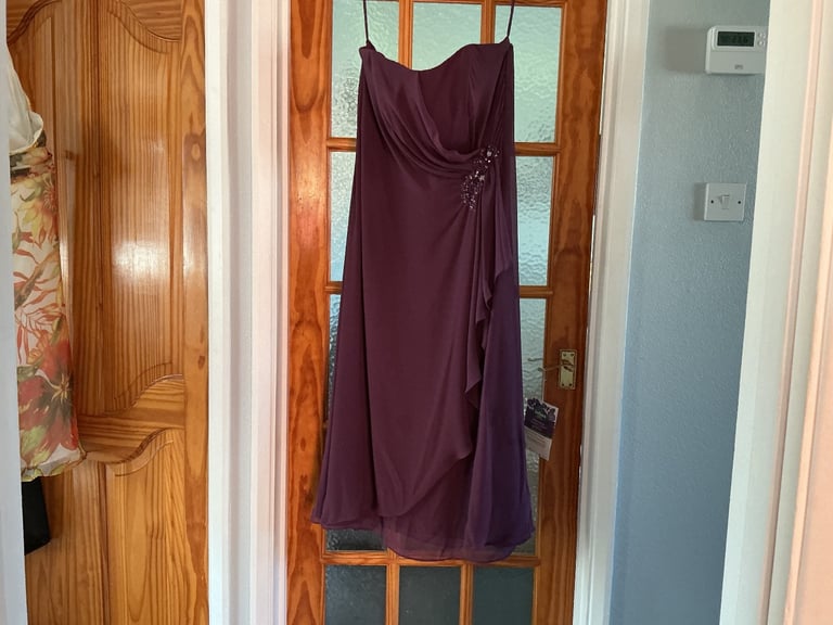 image for ‘Eternity Bride’ Purple Dress. Size 20.