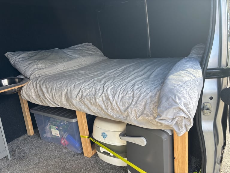 Vauxhall, VIVARO, Panel Van, 2011, Manual, 1995 (cc)