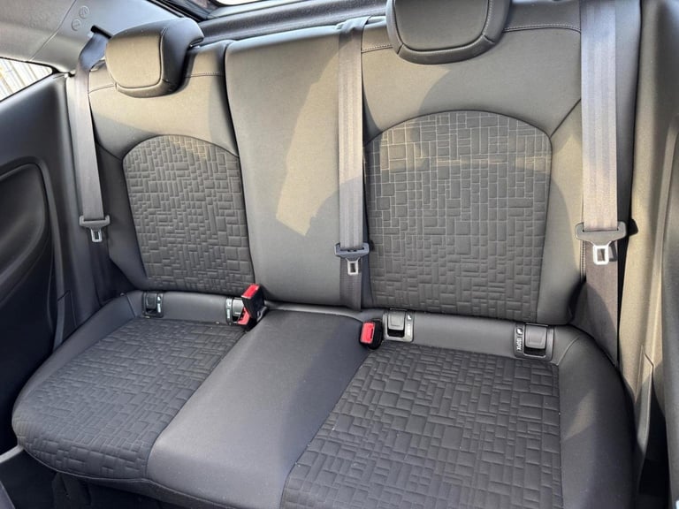 VAUXHALL CORSA 1.4i SE Auto Euro 6 3dr 2015