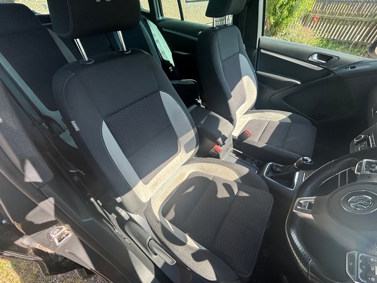 2014 VW Tiguan R-Line 4 Motion, Years MOT