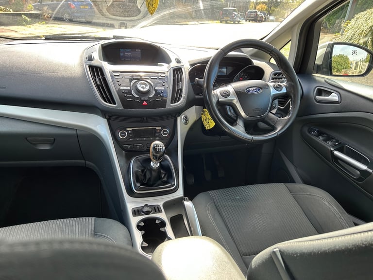 2012 (61) FORD GRAND C-MAX 1.6 TDCI TITANIUM   7 SEATER