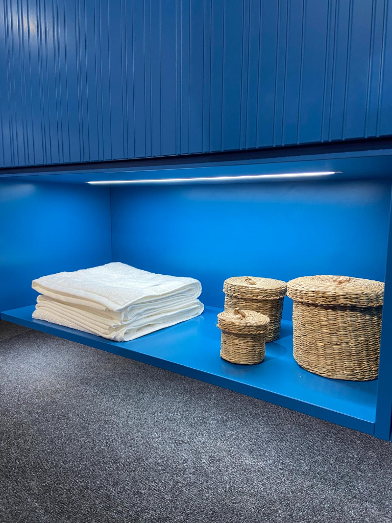 Dansani YOU! Urban 160cm set inc LED Mirror & Storage Bespoke Blue rrp £11163