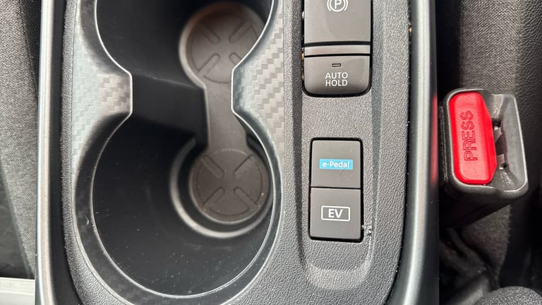 2024 Nissan Juke 1.6 Hybrid N-Connecta 5dr Auto Hybrid Hatchback Hatchback Hybrid Automatic