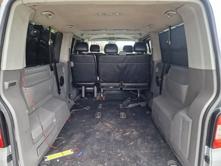2009 VW Volkswagen Transporter Automatic Silver LWB 6 Seat Minibus  Spares