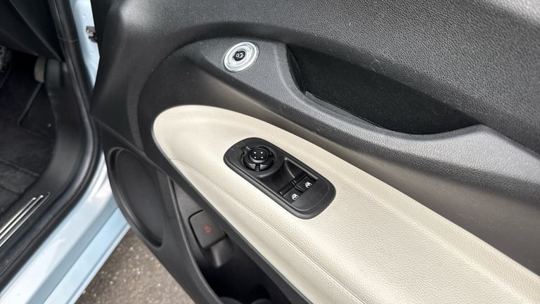 2022 Fiat 500e C 42kWh La Prima Convertible 2dr Electric Auto (118 ps) Convertible Electric Autom...