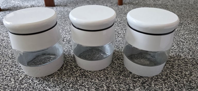 3 kitchen jars
