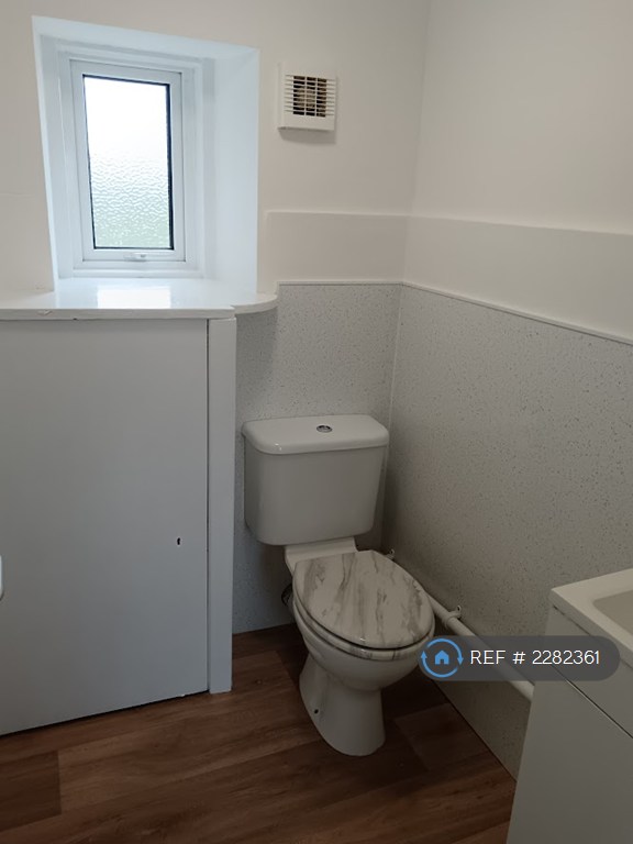 5 bedroom house in Dunshalt, Cupar, KY14 (5 bed) (#2282361)
