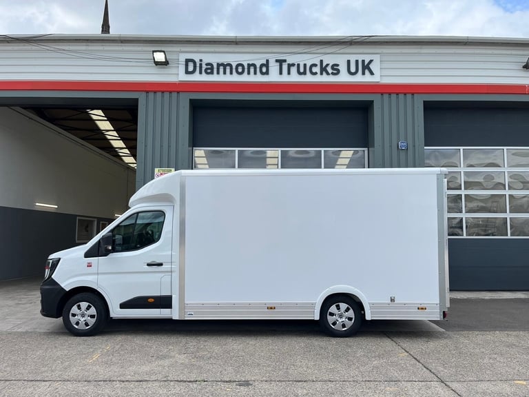 2025 Renault Master 3.5T dCi 150 Platform Cab Red Platform Cab  Diesel Manual