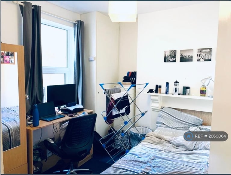 6 bedroom house in Oxford Street, Leamington Spa, CV32 (6 bed) (#2660064)