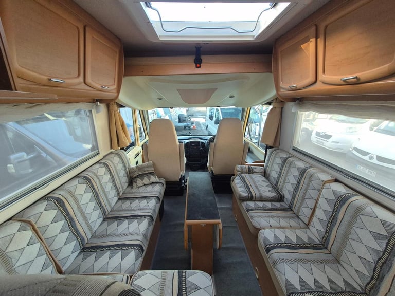 Frankia Holiday Class A Class Motorhome 2003