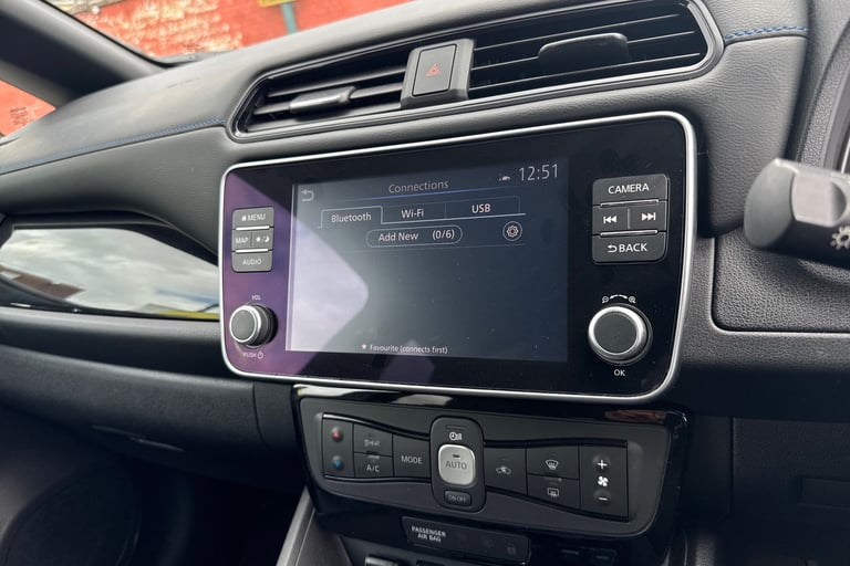 2021 Nissan Leaf 110kW N-Connecta 40kWh 5dr Auto Hatchback Electric Automatic