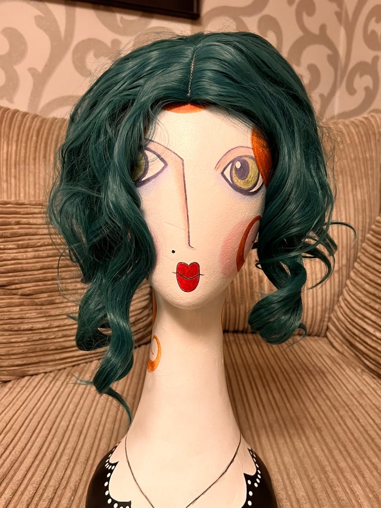 image for Dark green wig