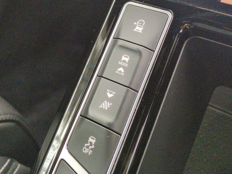 2024 Jaguar I-Pace 400 90kWh R-Dynamic HSE Black SUV 5dr Electric Auto 4WD (400 ps) - HEAT AND Su...