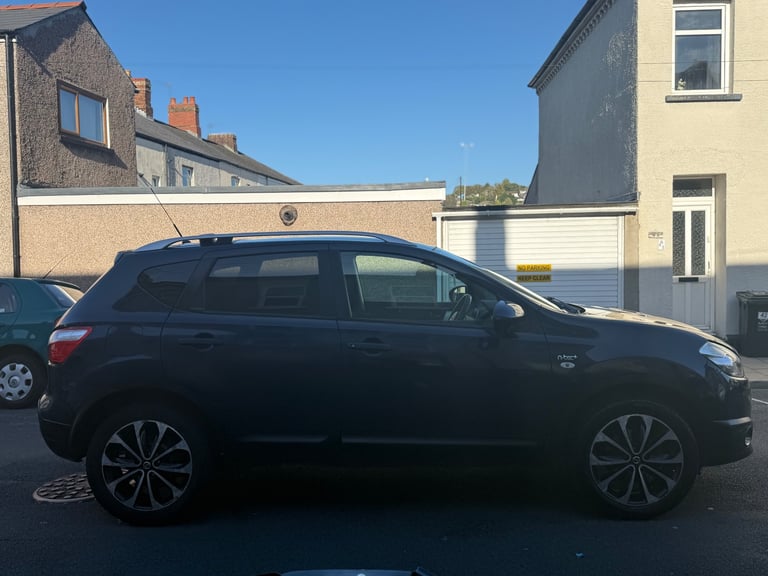 Nissan, QASHQAI, Hatchback, 2012, Manual, 1461 (cc), 5 doors
