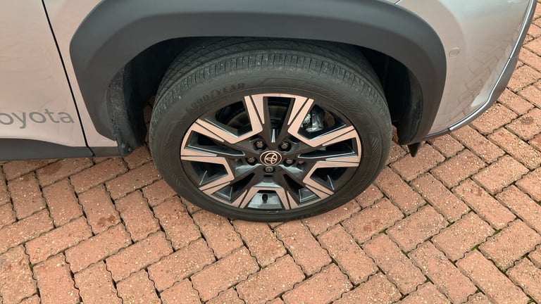 2025 Toyota Yaris Cross 1.5 Hybrid 130 Excel 5dr CVT Hybrid Estate Estate Hybrid Automatic