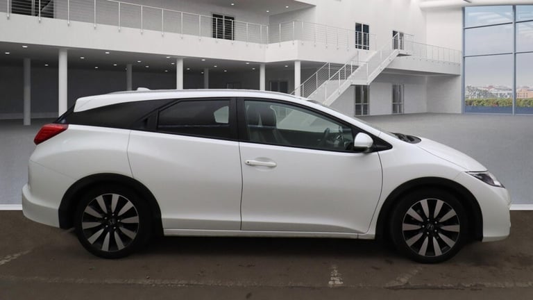 image for 2016 Honda Civic 1.8 i-VTEC SR 5dr ++ SAT NAV / LEATHER / ULEZ / CAMERA ++ ESTATE Petrol Manual