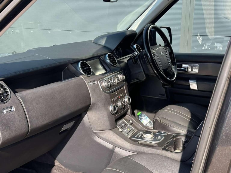 LAND ROVER DISCOVERY 4 3.0 SD V6 Auto 4X4 5dr 2013