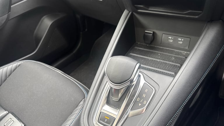 2025 Renault Symbioz 1.6 E-Tech FHEV 145 Iconic Esprit Alpine 5dr Auto Hybrid Estate Estate Hybri...