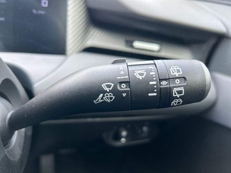 2025 MG MG S5 64kWh Trophy Long Range SUV 5dr Electric Auto (231 ps) SUV ELECTRIC Automatic