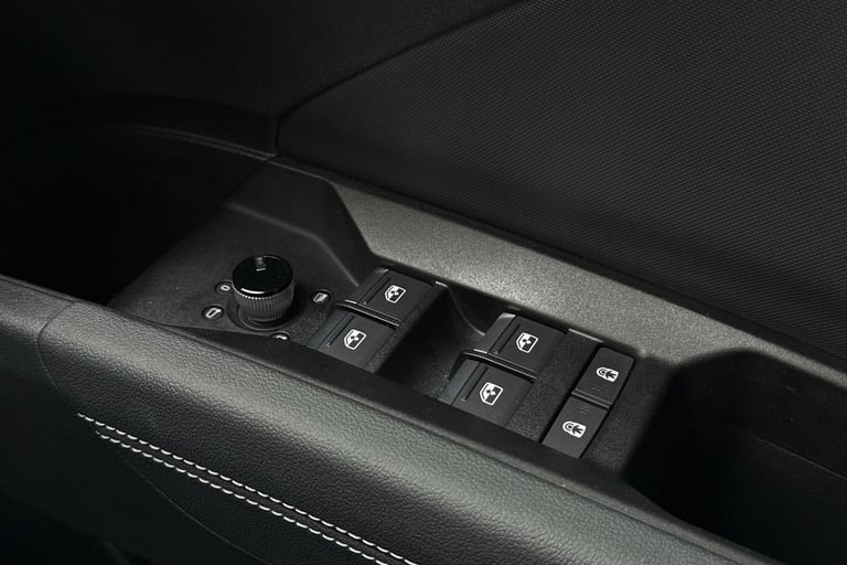 2024 Audi Q4 e-tron Q4 Sportback Black Edition 45 e-tron  210,00 kW SUV Automatic