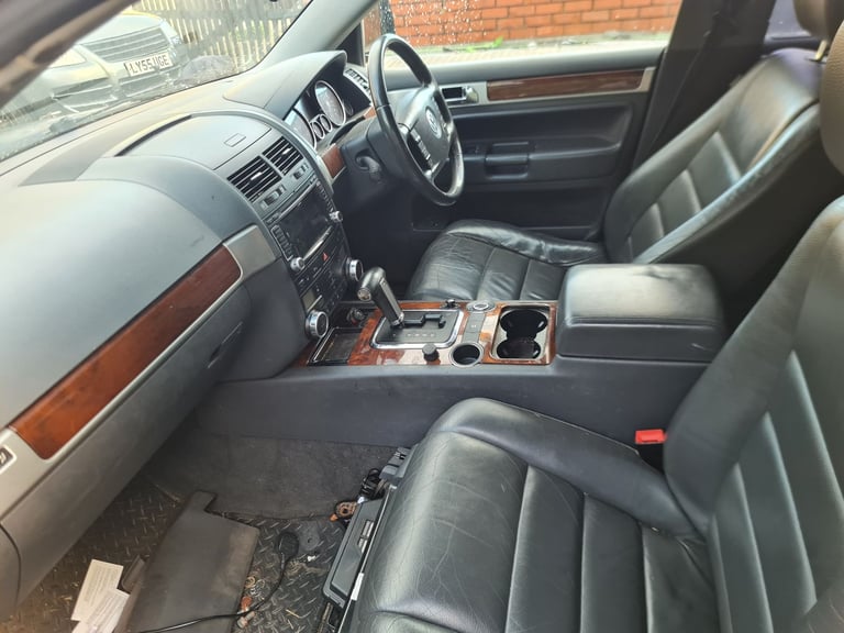 Vw Touareg 3.0tdi 2010 parts