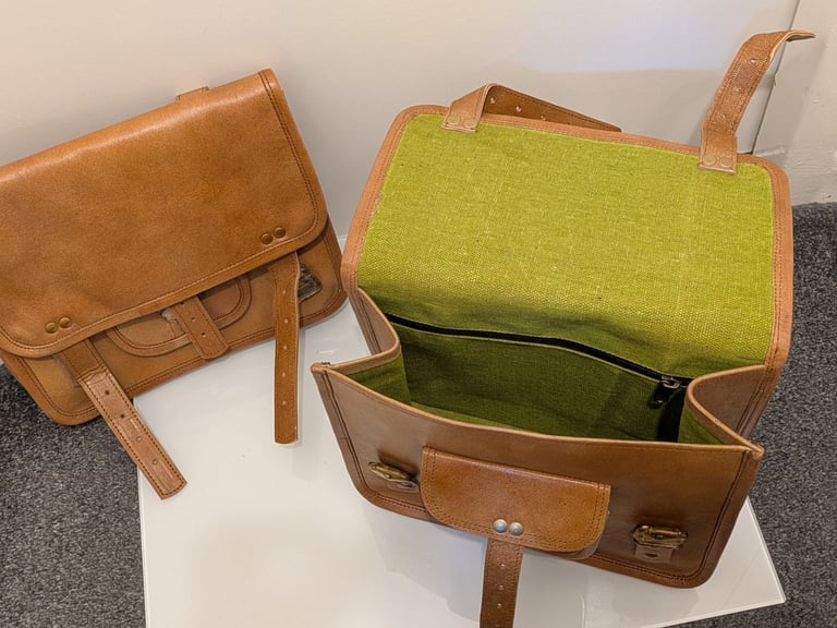 Motorcycle / Bike Side Pouch Brown Leather Side bag, Saddlebags Saddle Panniers 2 Bag