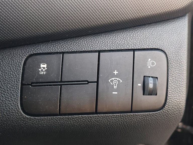2017 Hyundai i10 1.0 S 5dr HATCHBACK Petrol Manual