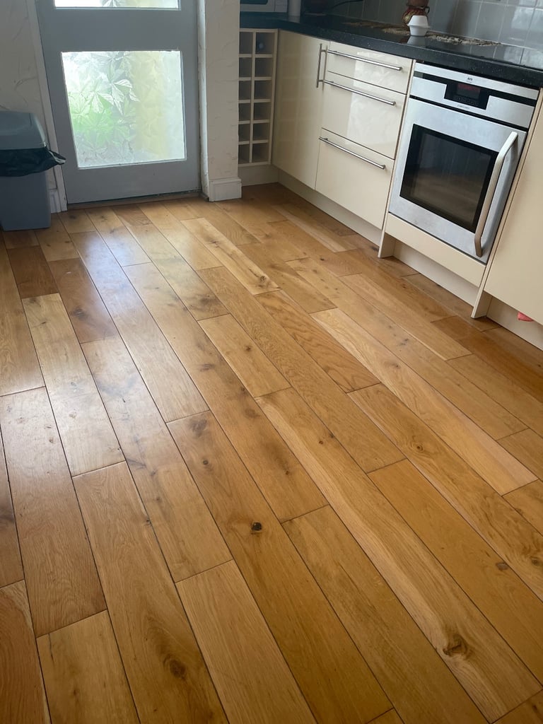 Master bedroom for rent
