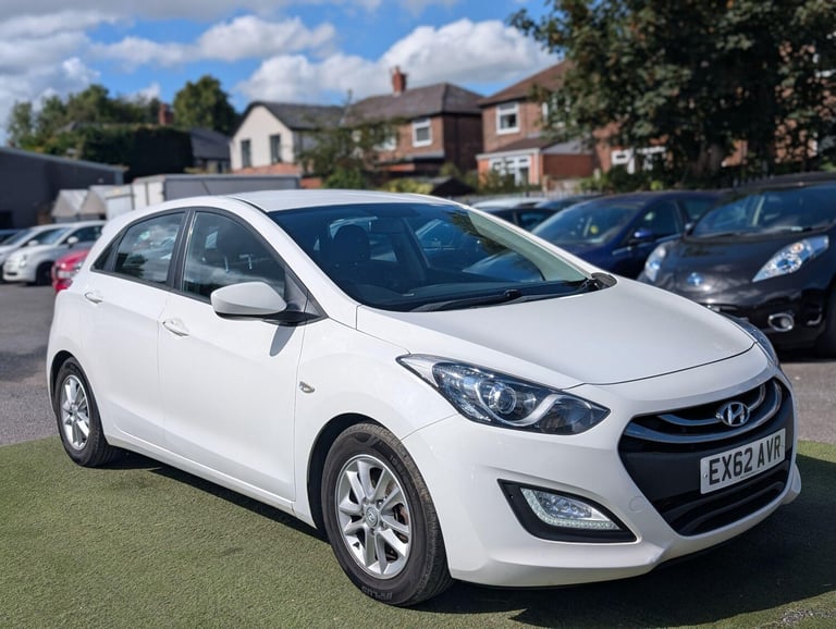 image for 2012 Hyundai i30 1.6 CRDi Blue Drive Active Euro 5 (s/s) 5dr HATCHBACK Diesel Manual
