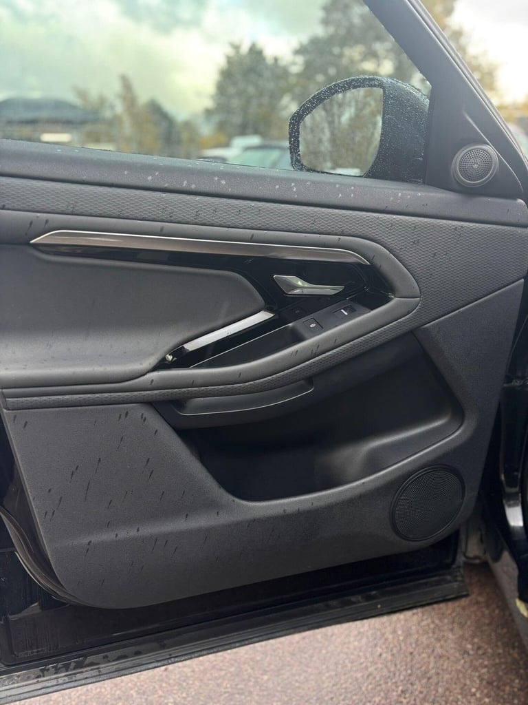 2020 Land Rover Range Rover Evoque 2.0 D150 MHEV R-Dynamic Auto 4WD Euro 6 (s/s) 5dr ESTATE Diese...