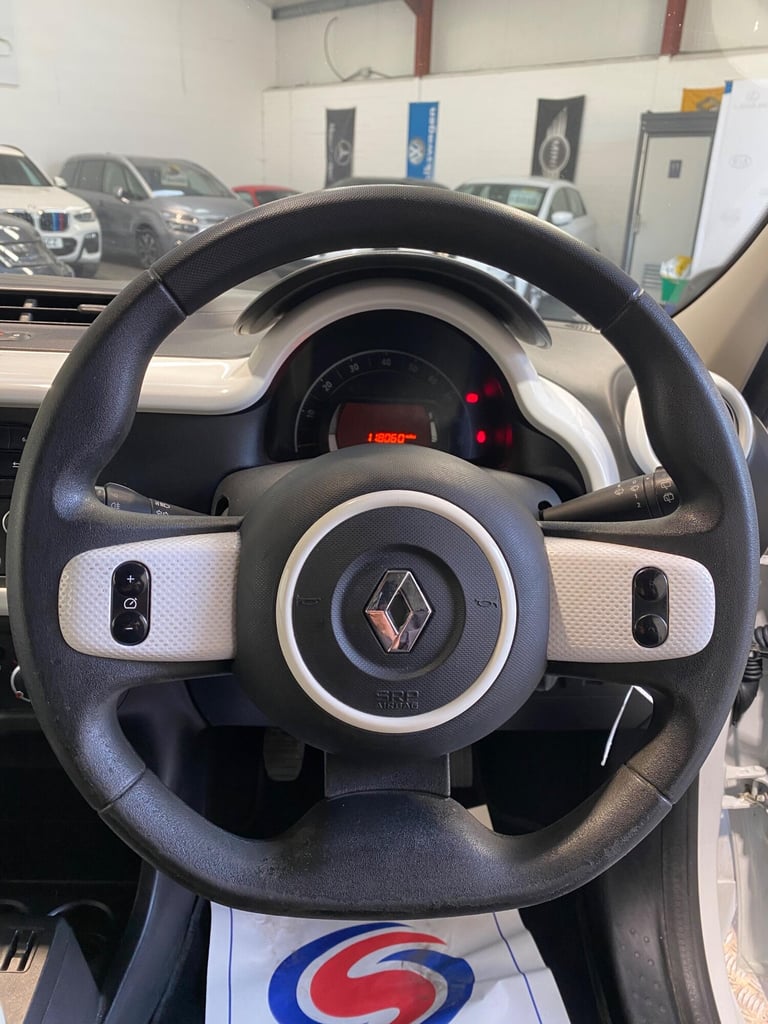 2016 Renault Twingo 1.0 SCe Play Euro 6 5dr HATCHBACK Petrol Manual
