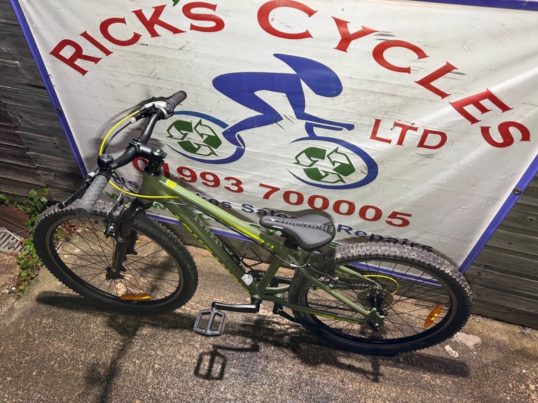 EightShot X-Coady 24 Boys/Unisex 24" Hardtail Kids Mountain Bike. Excellent