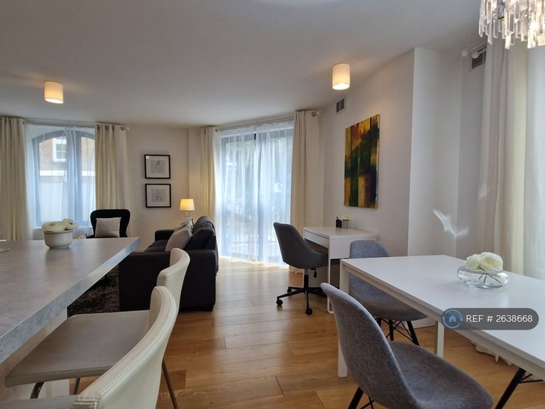 2 bedroom flat in Sugar Lane, London, SE16 (2 bed) (#2638668)