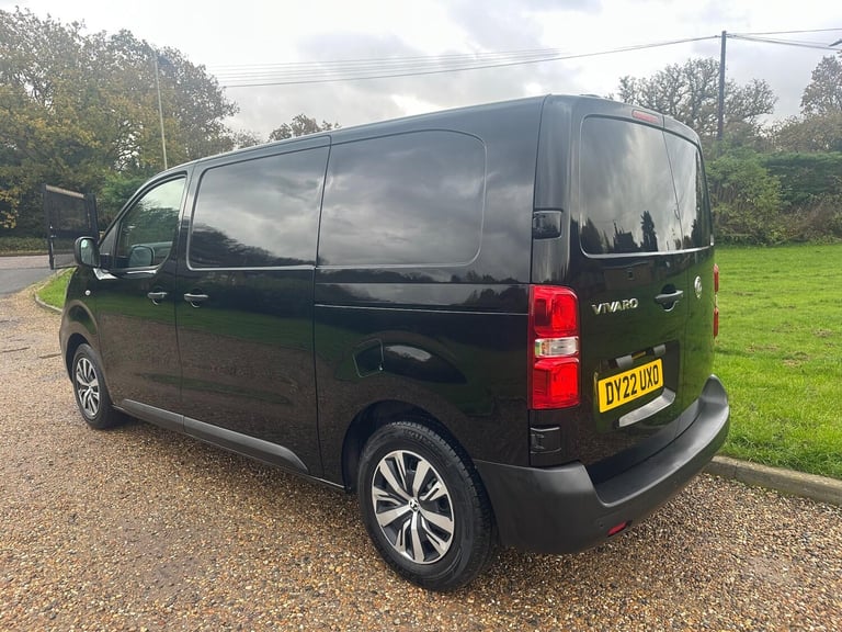 2022 Vauxhall Vivaro 2700 1.5d 100PS Dynamic H1 Van PANEL VAN DIESEL Manual