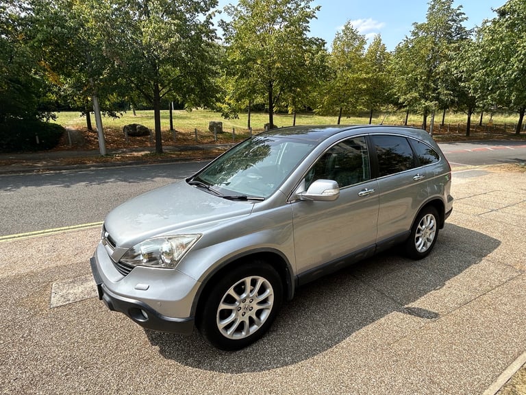 Honda CRV-EX automatic 2.0 petrol,panoramic roof,leather ,cruise control,full history,2 owners,2keys