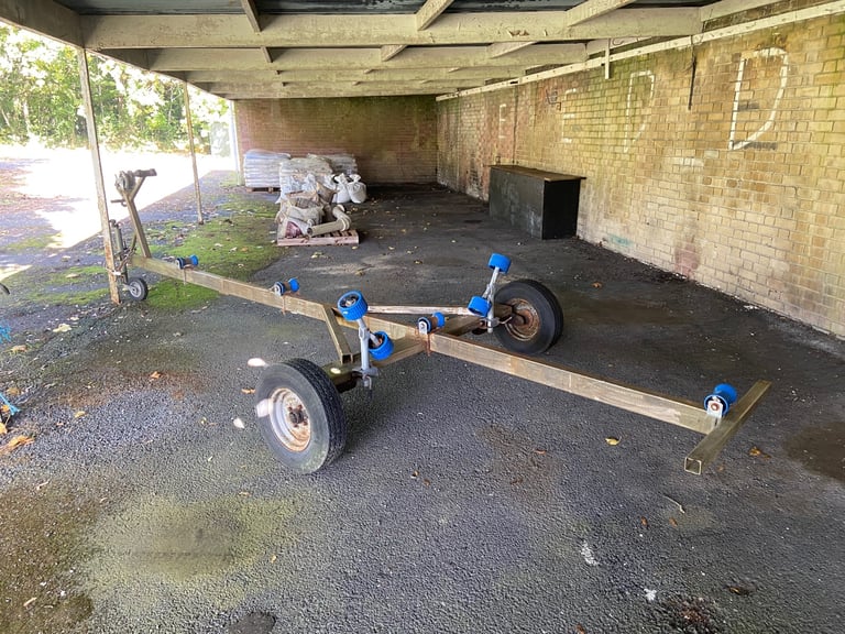 Boat trailer 