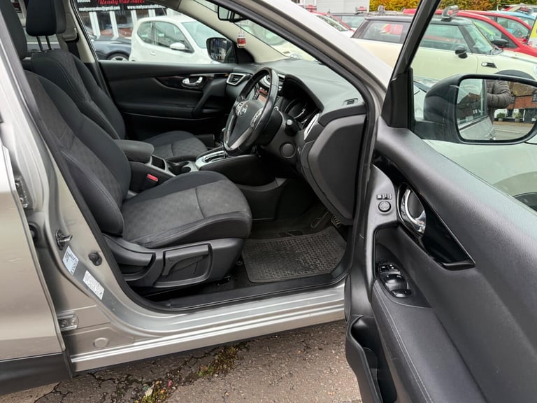 2015 Nissan Qashqai 1.6 dCi n-tec+ XTRON 2WD Euro 6 (s/s) 5dr Diesel
