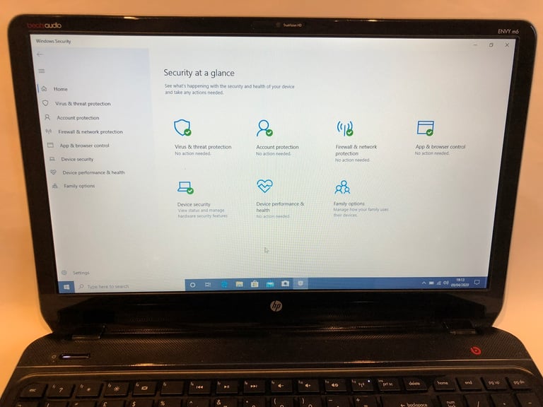 Laptop Ultra Fast i5 8GB HP Envy HD 120SSD,Window10, office,Ready