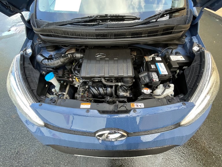 2015 Hyundai i10 1.0 SE 5dr HATCHBACK Petrol Manual